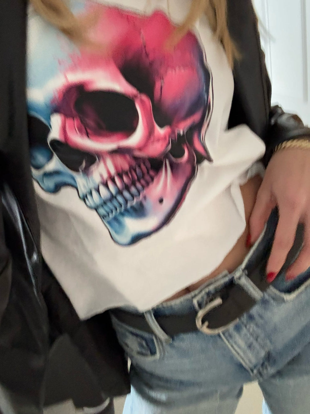 Close up view of the Skull Style Cropped Tee – White Short Sleeve Crop Top with Skull Design